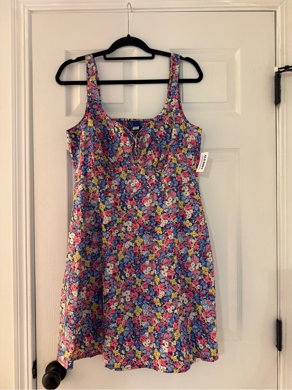 Old Navy Sleeveless Fitted Bodice A-Line Dress in Floral Print New This Summer